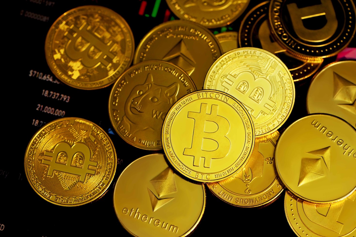 Top Creative Trends In The Cryptocurrency Design Space